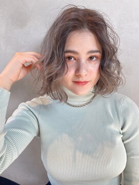 アルケティップ(ARCHETYPE) ホワイティバレイヤージュ