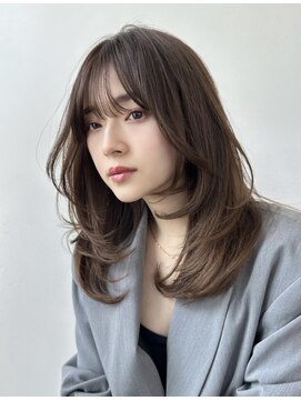 ベル 新宿(Belle) 韓国風ヘア　シースルーバング　サイドバング　くびれロングヘア