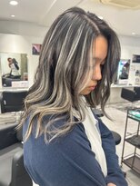 キング 高槻(K!ng)&nbsp;縮毛矯正髪質改善ハイライトレイヤーカット高槻美容室エクステ