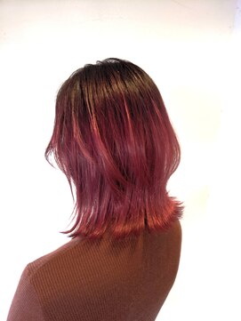 ヘアリゾート アジアグランデ(Hair Resort Asia grande) 【MASA】外ハネミディ・ワインレッド【grande武蔵浦和】