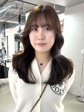 シェノン 心斎橋(CHAINON) 【Shiori】オリーブベージュ/くびれ巻き/韓国/レイヤーカット