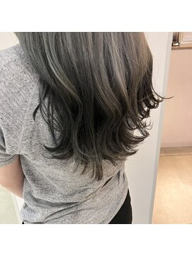 ニューヨークニューヨーク 大久保店(NYNY) シルバーグレー × エンドブラック