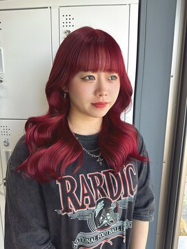 セブンルックスクレオ(7LOOKS creo) 深みのあるレッドカラー
