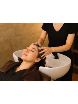 ―ただの癒しじゃない『美髪に導くヘッドスパ』― 髪の状態を見極め誰もが振り返る美髪と極上の癒しを♪