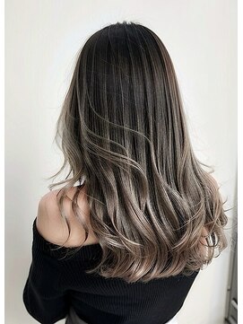 エノア 青山(ENORE) ハイライト/バレイヤージュ/グラデーションカラー/ダブルカラー