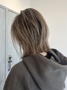 ロテ(LOTE.) ハイライト/ハッシュカット/クラゲヘアー/黒髪カタログ/一宮