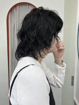 tohka レイヤーボブ/ニュアンスパーマ/くせ毛風パーマ