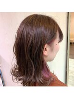 テフ(tefu)&nbsp;外はねミディアムボブ×イヤリングカラー