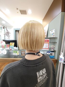 アパルトメント ジェシカ(l'appartement de Jessica) ミニボブ