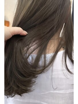 ニール 名古屋 伏見 丸の内(NEELU) 【RIE】柔らかベージュ