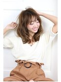 大人可愛いナチュラルセミロング