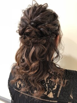 ネオリーブ ジューク 日吉店(Neolive JuQ) モダンハーフアップ☆ 日吉美容室 卒業式 袴着付け