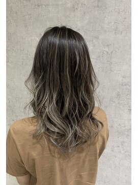 トレース 西尾店(TRACE) 【TRACE西尾店】ハイライトグラデーション☆