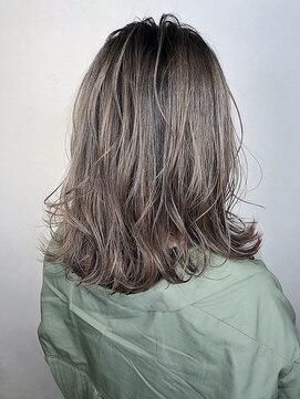 アンダーバーホワイト 大阪上本町店(_WHITE) 透明感ベージュハイライト