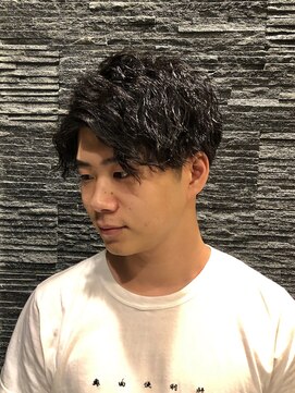 プレミアムバーバー 表参道店(PREMIUM BARBER produce by HIRO GINZA) ツイストスパイラルパーマ×ツーブロック