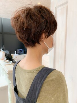 キャアリー(Caary) 福山市 パーマ人気キャアリー丸みショート、丸みショートボブ