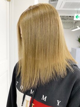 ウィコ 新宿(WICO) ハニーベージュ[新宿駅/ショコラベージュ/ベビーバング]