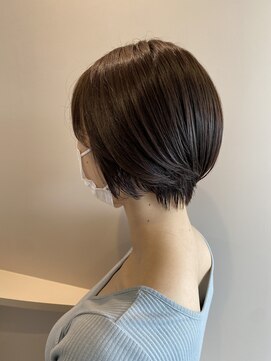 クム(QUMU) ショートボブ×シアベージュ