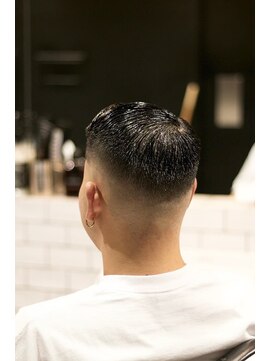 キングスマン トーキョー 国分寺(KINGSMAN TOKYO) アップバング/ツーブロック/スキンフェード[国分寺/国分寺駅]