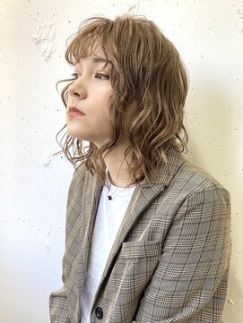 ヴェイン 渋谷(vain) ミルクティグレージュ 肩ライン大人ボブ