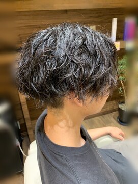 ニーズヘアー(Needs hair) スパイラルパーマ