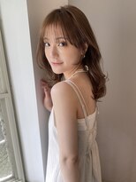 大人かわいいレイヤーカット/小顔にみせるシースルー前髪
