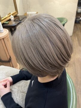 ベレッタ 枚方店(veretta.) ハイカラー × ミルクティーグレージュ　山本綾香/ハイトーン