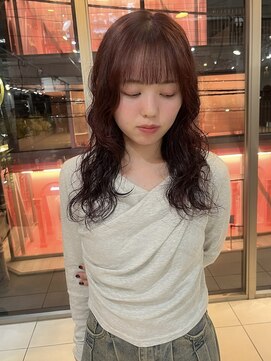 アクアオモテサンドウ(ACQUA omotesando) △大人可愛い癖毛風ウルフパーマレイヤーパーマボルドーカラー