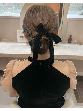 ミラ(Mila) シンプルシニヨン♪アップアレンジ♪