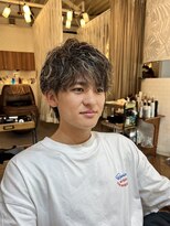 バーチ ウシワカマル(BIRCH ushiwakamaru)&nbsp;ハイライト×シャドウパーマ