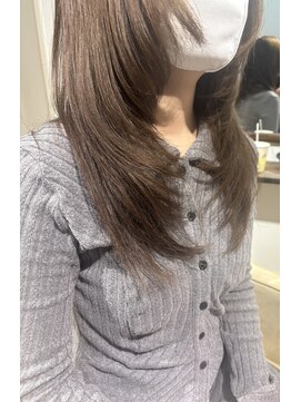 ミルクティベージュ×ザクザクレイヤーカット