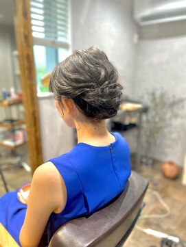 ベルトオブヴィーナス(Belt of venus) カジュアルからパーティーまで☆大人ルーズアップ