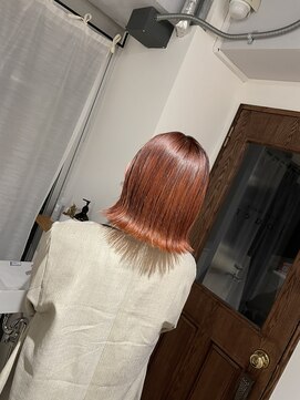 ジュエ (jouer) ナチュラルモード/外ハネショート/ハイトーン/ピレンジカラー