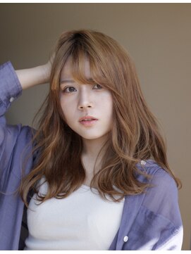 ルートヴィッヒ(Ludwig) 馴染むブラウンベージュ