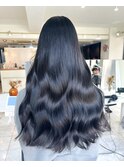 グレージュマチルダボブインナーグレージュ 前髪ブルーブラック