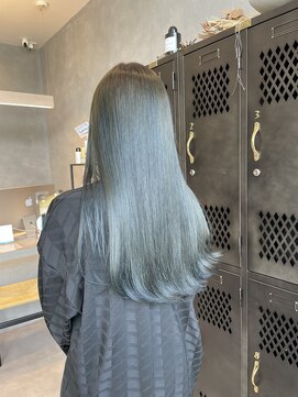 アチーブリス(achieve Liss) 大人可愛い透明感立体感アッシュカラー×エアストレート