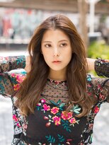 トッカ ヘアアンドトリートメント 難波店&nbsp;ゆるふわロング×ツヤ髪ストレート