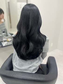 ベレーザシェルト(Beleza scelto) 11525艶髪アッシュブラックグレージュ韓国風巻きレイヤーカット