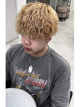 エイトサッポロ 札幌大通り店(EIGHT sapporo) ブリーチ毛に波巻きスパイラルパーマ！？