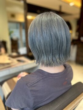 ヘアリゾート粋 ティガ 池袋店(tiga) 外ハネボブ/ペールブルー