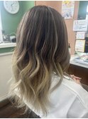 バレイヤージュベージュ