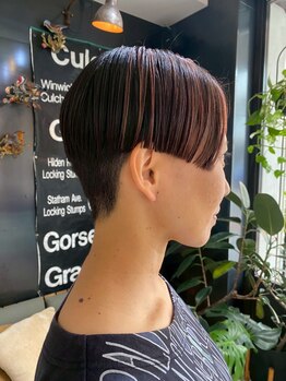 スノッブリコ(snob rico)の写真/女性らしいショートにするなら[snob rico高槻]の"骨格補正Cut"＿女性らしさの色気を形や質感、動きで表現