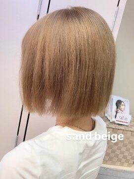 ミルクティー×ボブカット