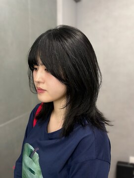 ジエクトカナウ 大阪梅田店(The Ect canow) ウルフカット/ミディアムレイヤーカット/ハッシュカット