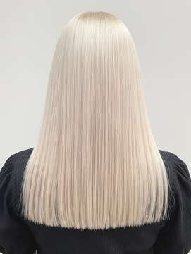 ハイトーン×ホワイトベージュ×ロング×透明感ブリーチカラー