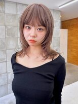 テトヘアー(teto hair) ウルフレイヤー ブリーチ1回 ヘーゼルベージュ ツヤ感