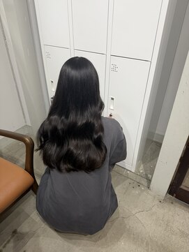 リズム(Lism) 艶感ダークカラー