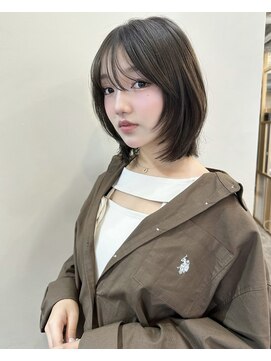 マリアバイアフロート(Maria by AFLOAT) オリーブグレージュハッシュレイヤーボブ