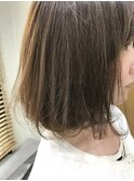 ミントベージュ