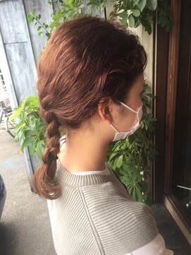 シークヘアー(Chic hair) くせ毛アレンジ